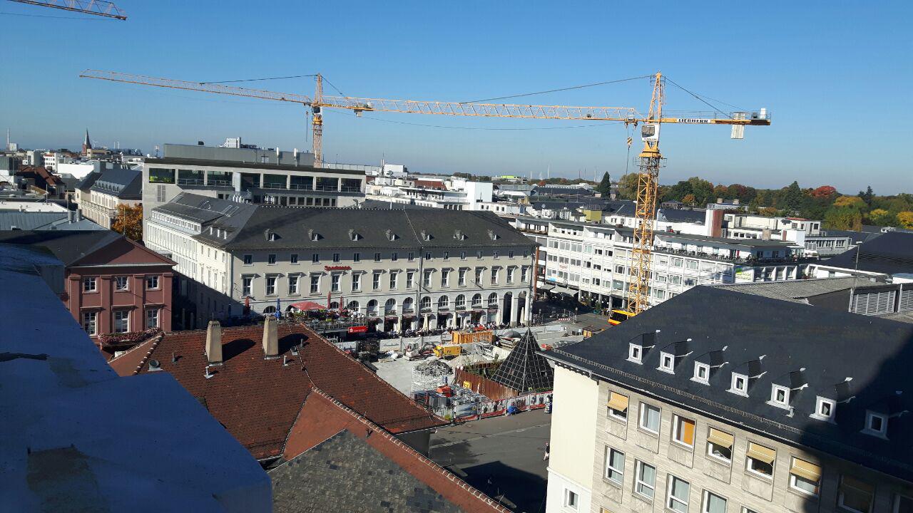 Karlsruhe oben und unten - Marktplatz